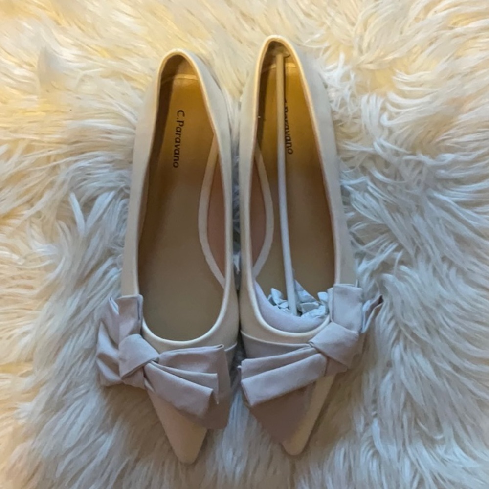 C.Paravano Women’s Cream Formal Leather Pointed Toe Embellish Bow Flats Size 8.5